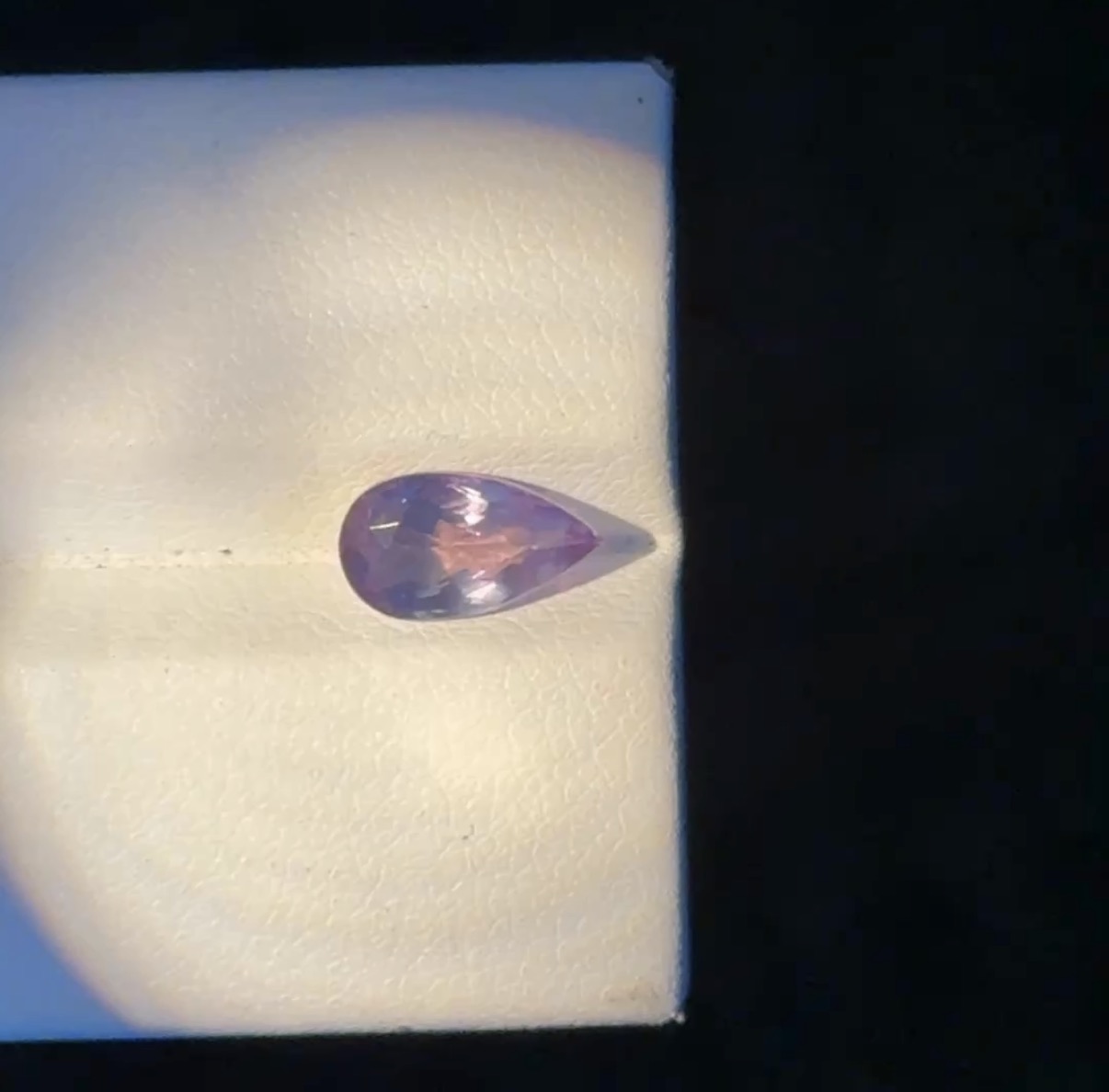 natural color changing Alexandrite pear - Image 6