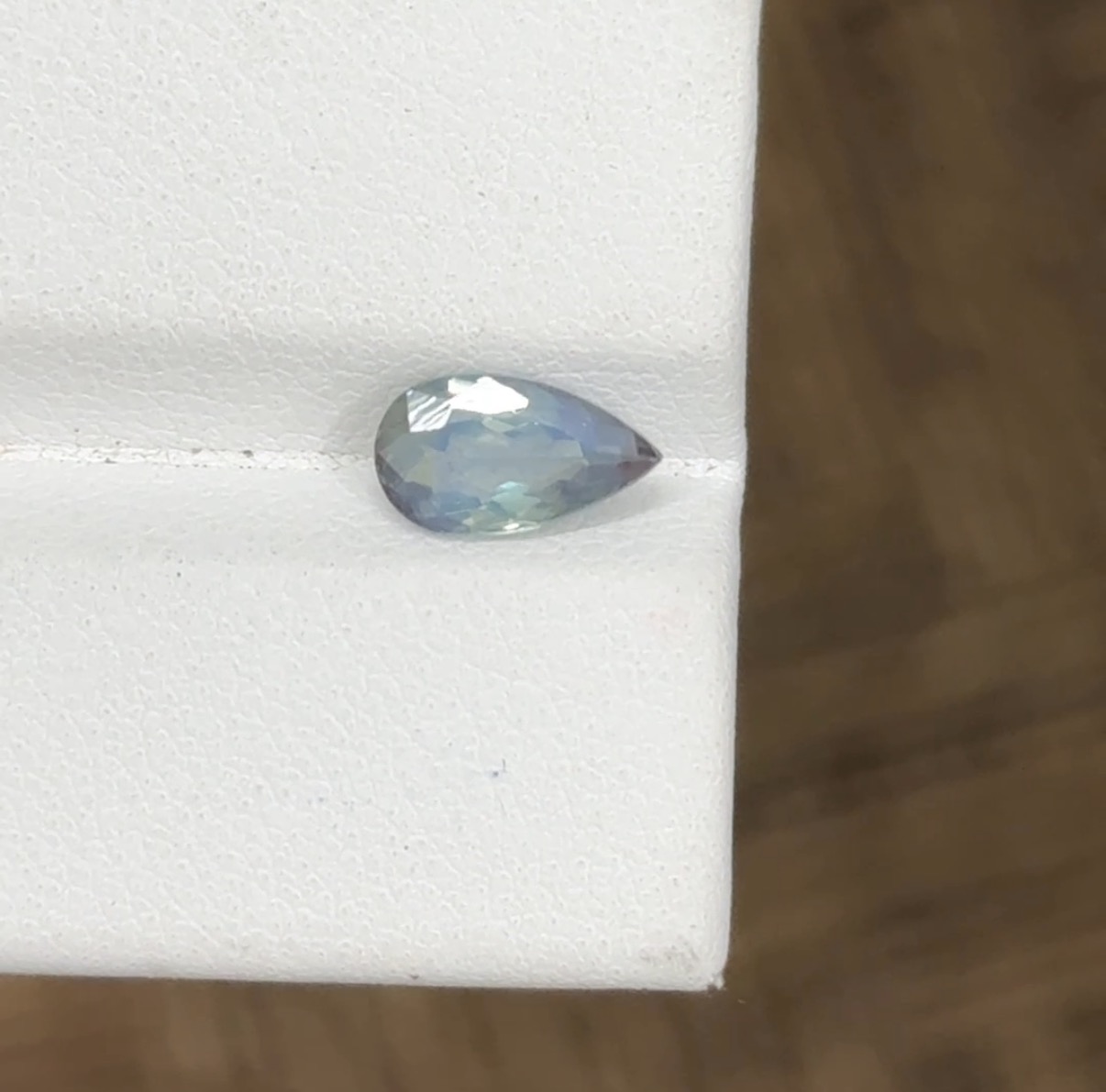 natural color changing Alexandrite pear - Image 2