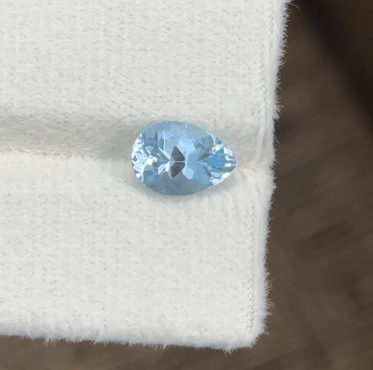 natural aquamarine pear - Image 4