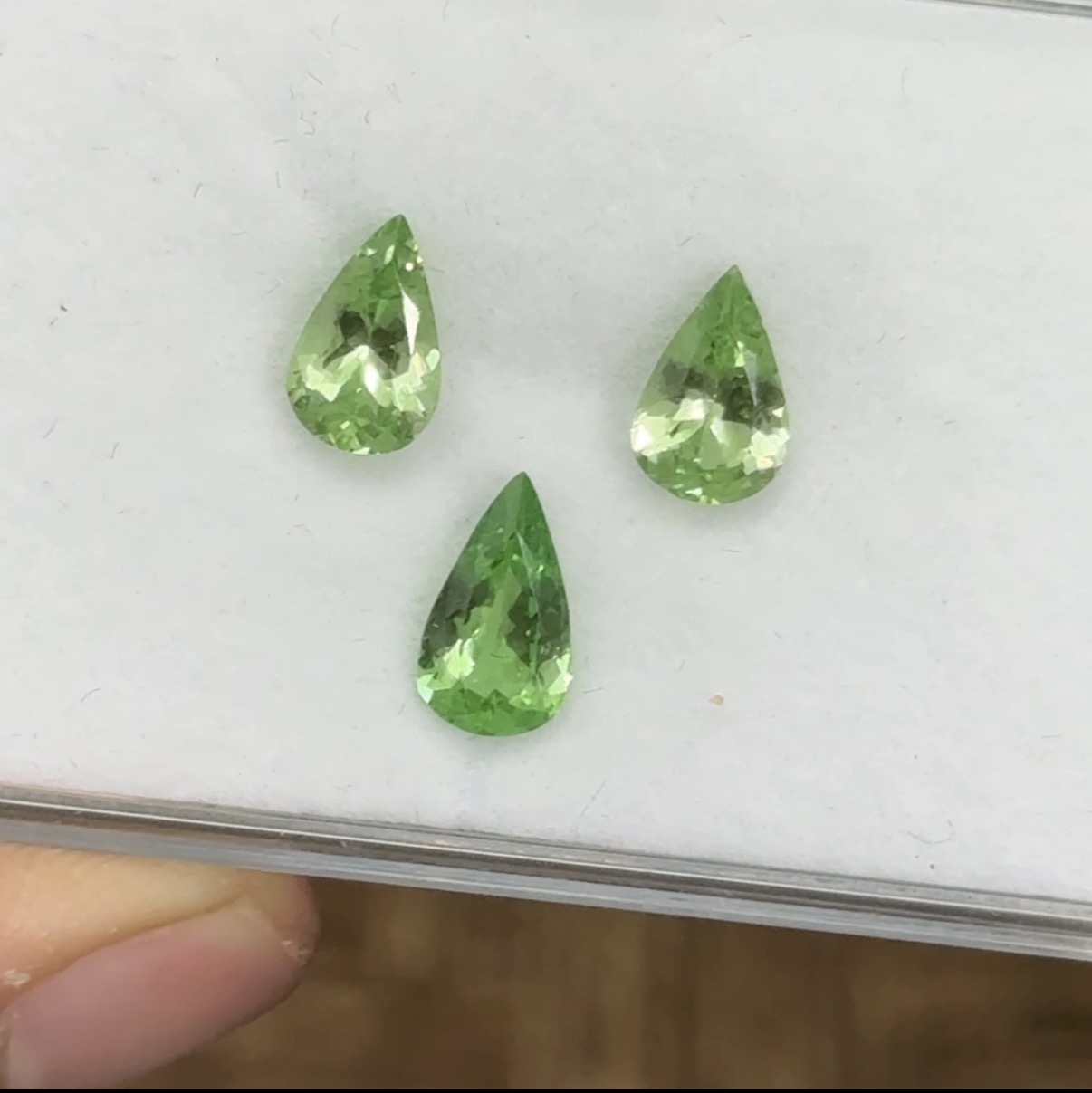 natural tsavorite 3 pieces set - Image 2