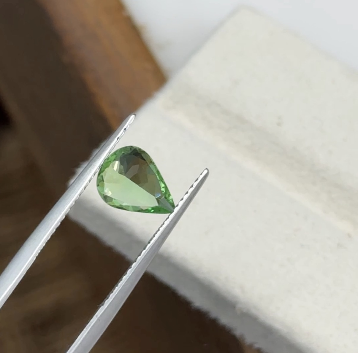 Natural tsavorite pear - Image 3