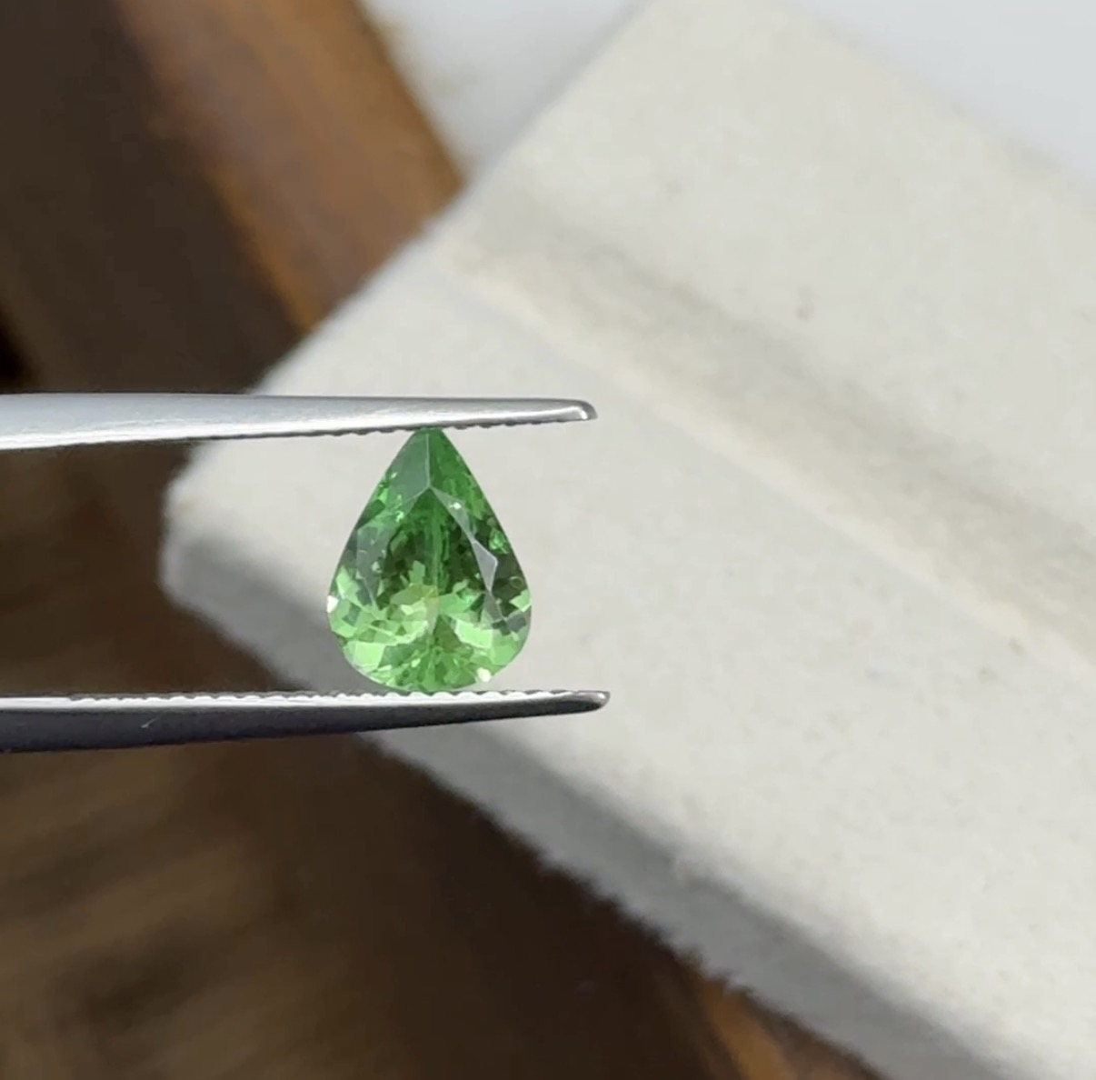 Natural tsavorite pear - Image 2