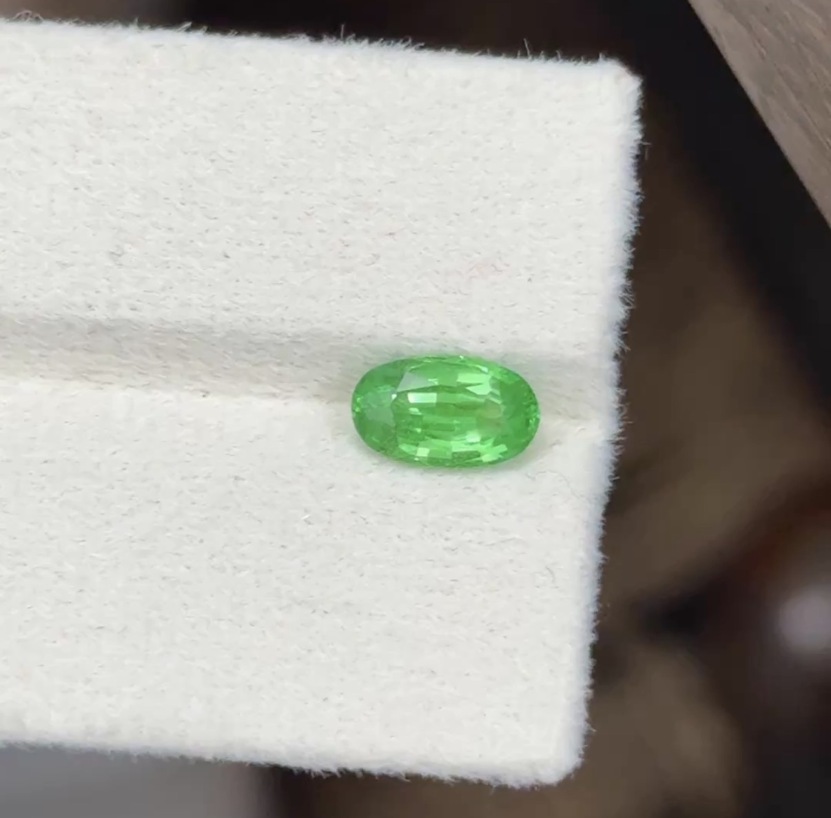 natural tsavorite oval - Image 3