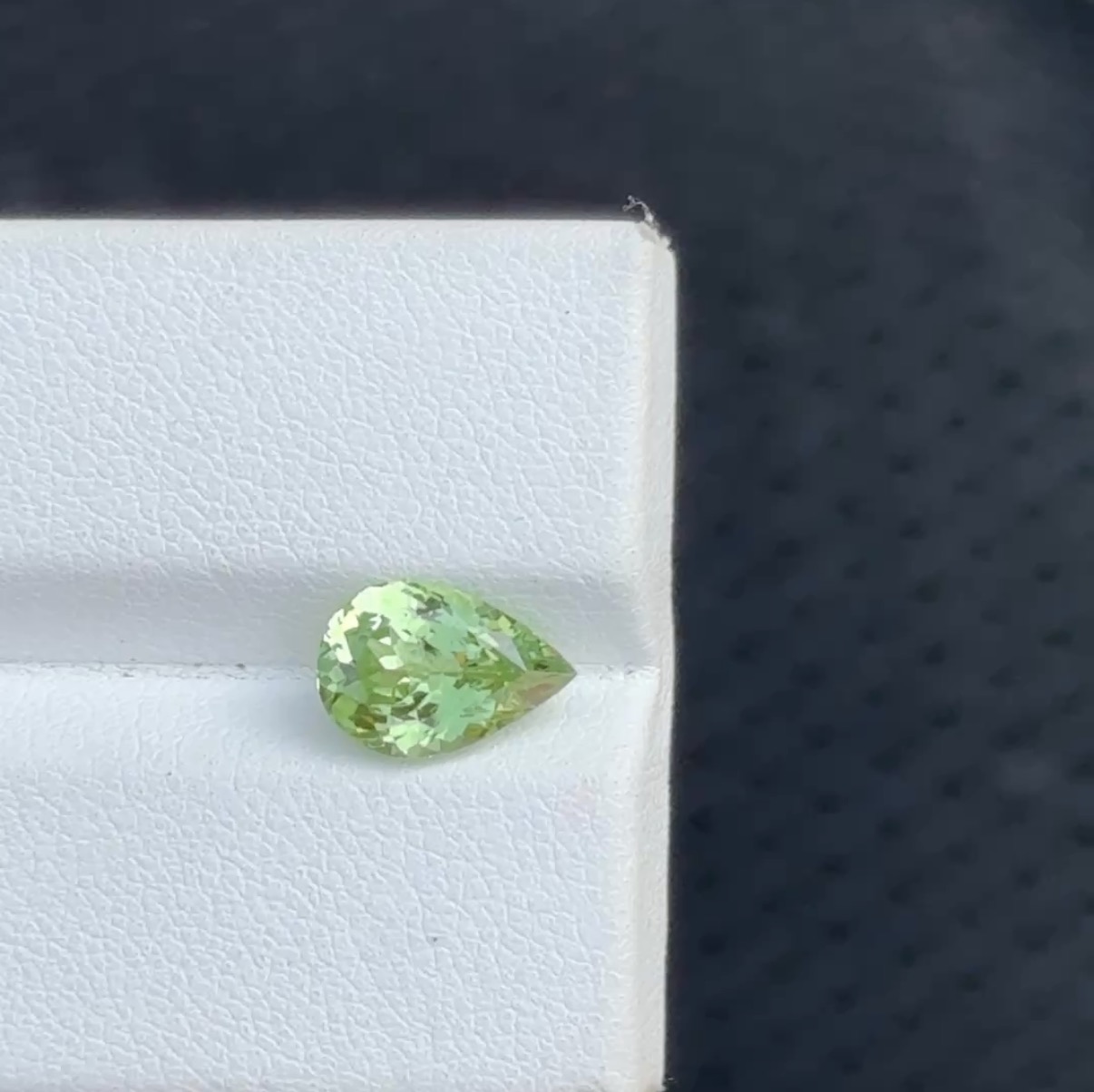 natural tsavorite pear - Image 4