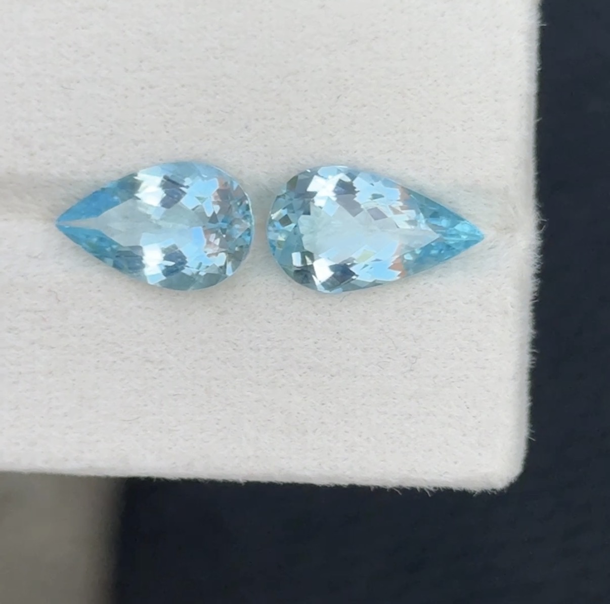 Natural Aquamarine pear pair - Image 3