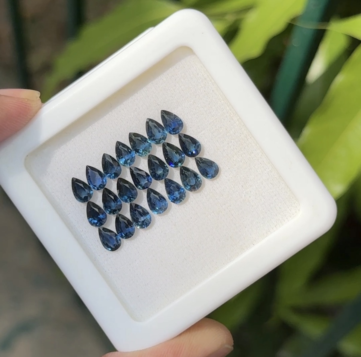 Natural Australian Blue Sapphire - Image 3